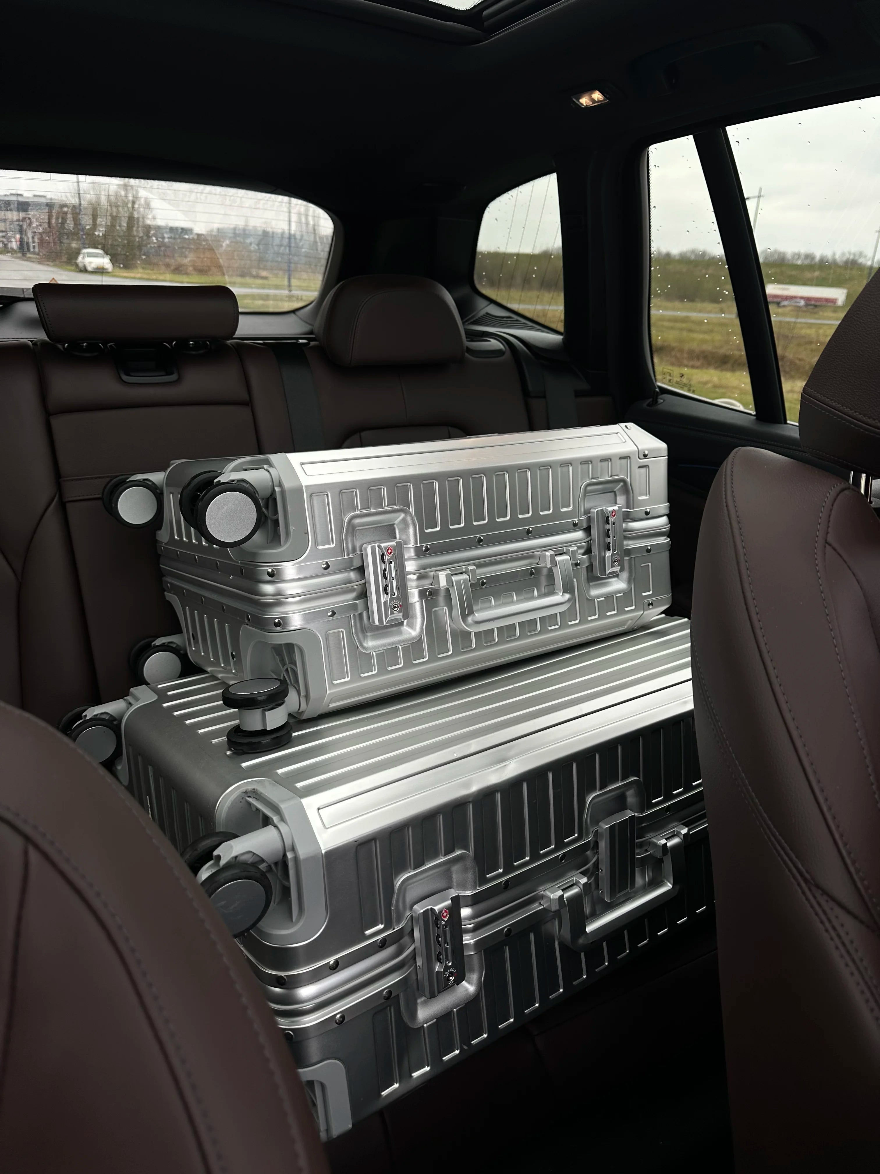 PrestiviumSuitcasesHome